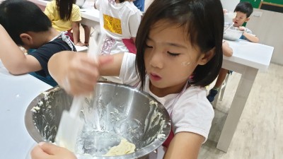 2025 Cooking Summer Camp (8-12 years old)