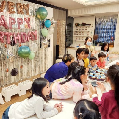 Science Birthday Party Reservation